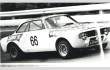 66 - Alfa Romeo 1300 GTA Junior - Pierre Rubens