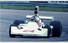 24 - Hesketh 308B Ford #308-2 - Hesketh Racing