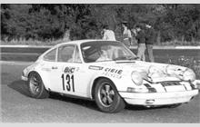 131 - Porsche 911 S - Chardon des Dunes