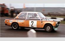 2 - BMW 2002