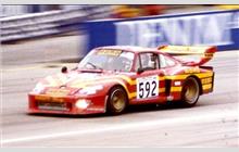 592 - Porsche 935/79 #930 990 0032 - Momo