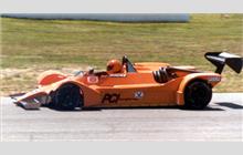 5 - Toleman TG280 Hart - Ausca Racing
