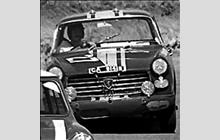27 - Peugeot 404 - Carsons Racing Team