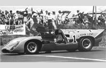 1 - Lola T70 Mk.3B GT Chevrolet #SL76/138 - Team Gunston