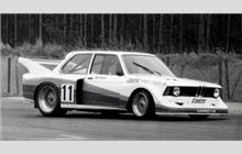 11 - BMW 320 - BMW Junior Team