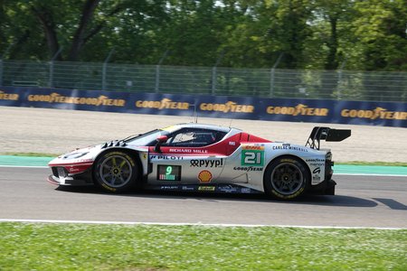 FIA World Endurance Championship 6 Hours of Imola 2026 (event report) - picture number 042