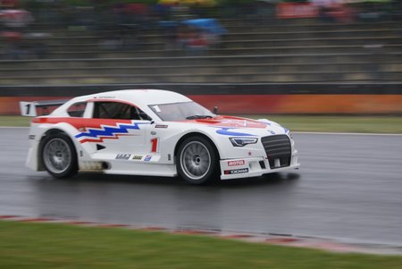 Blancpain Sprint Série 2014 - Coupes de Pâques in Nogaro (support race report by Raymond Bonnello) - picture number 018