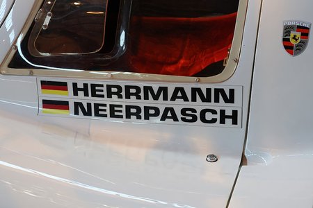 Porsche 917 Exhibition - Gargas - France (event report and photos by Raymond Bonnello) - picture number 017