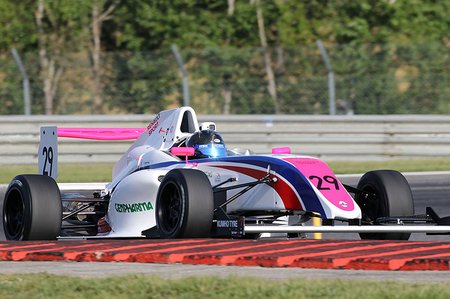 Retrospective 2017 (event report and photos by Raymond Bonnello) - picture number 071