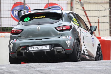 Retrospective 2017 (event report and photos by Raymond Bonnello) - picture number 078