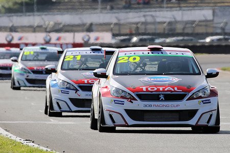 Retrospective 2017 (event report and photos by Raymond Bonnello) - picture number 080