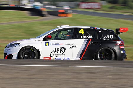 Retrospective 2017 (event report and photos by Raymond Bonnello) - picture number 081