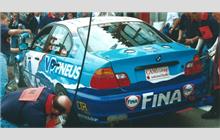 9 - BMW 320i E46 - BMW Fina