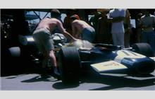 11 - Lotus 49C Ford #49/R7 - Rob Walker Racing