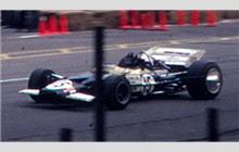 15 - Lotus 49C Ford #49/R7 - R. R. C. Walker Racing Team