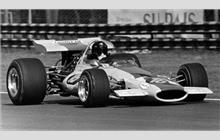 16 - McLaren M7C Ford #M7C/1 - Ecurie Bonnier