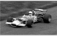 17 - Lotus 49C Ford #49/R6 - Gold Leaf Team Lotus