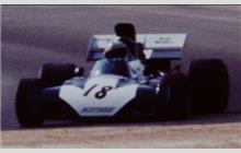 18 - Surtees TS9 Ford #TS9-005 - Brooke Bond Oxo/Rob Walker