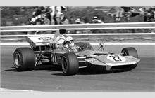 27 - Surtees TS9 Ford #TS9-003 - Team Gunston