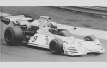 9 - Brabham BT42 Ford #BT42/5 - Ceramica Pagnossin