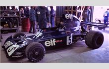 5 - Tyrrell 006 Ford #006/2 - Elf Team Tyrrell