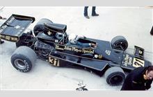 31 - Lotus 76 Ford #76/1 (JPS-9) - John Player Team Lotus