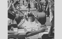 8 - Brabham BT44B Ford #BT44B/2 - Martini Racing