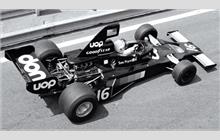 16 - Shadow DN5 Ford #DN5-2A - UOP Shadow Racing Team