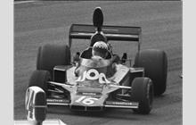 16 - Shadow DN5 Ford #DN5-2A - UOP Shadow Racing Team