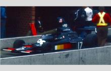 17 - Shadow DN5 Ford #DN5-4A - UOP Shadow Racing