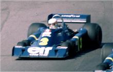 3 - Tyrrell P34 Ford #P34/4 - Elf Team Tyrrell