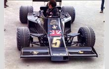 5 - Lotus 77 Ford #77/1 (JPS-11) - John Player Team Lotus