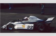 32 - Brabham BT44B Ford #BT44B/1 - RAM Racing