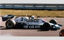 3 - Tyrrell 008 Ford #008/1 - Elf Team Tyrrell