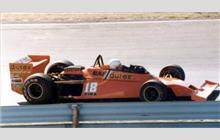 18 - Surtees TS20 Ford #TS20-03 - Durex Team Surtees