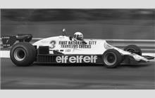 3 - Tyrrell 008 Ford #008/4 - Elf Team Tyrrell