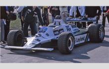 27 - Williams FW07B Ford #09 - Albilad/Williams Racing Team