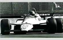 23 - Alfa Romeo 182 #182/1 - Marlboro Team Alfa Romeo