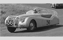 36 - Jaguar XK120