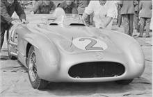 2 - Mercedes-Benz 300 SLR #0004/55 - Daimler-Benz