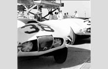 38 - Arnolt-Bristol Bolide #404/X/3009 - S. H. Arnolt