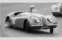 62 - Jaguar XK120