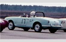 17 - Alfa Romeo Giulietta Spider
