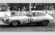 10 - Jaguar E-type #860 630 - Briggs Cunningham