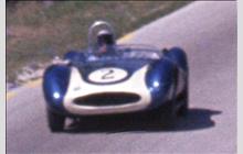 2 - Scarab Mk II Chevrolet #002 (Troutman-Barnes) - Peter Hand Brewery Co.