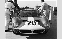 20 - Lola Mk.6 GT Chevrolet #LGT-2 - Mecom Racing Team