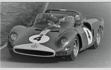 4 - Ferrari 275 P2 #0826 - Col. R. J. Hoare, Maranello Concessionaires Ltd.