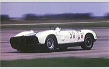 30 - Ferrari 330 P #0820 - Mecom Racing Team (Ferrari Owners Racing Association)