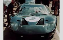 9 - Ford GT40 #1021 - E. S. Nelson