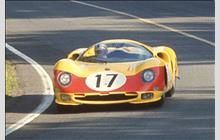 17 - Ferrari 365 P2 #0828 - Ecurie Francorchamps